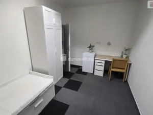 Pronájem bytu 1+kk, Praha - Hostavice, Pilská, 15 m2
