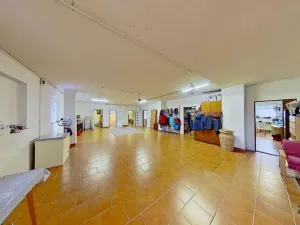 Prodej kanceláře, Karlovy Vary, Okružní, 556 m2