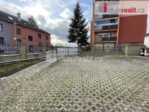 Pronájem garáže, Vítkov, náměstí Jana Zajíce, 12 m2