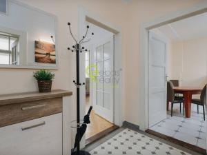 Pronájem bytu 2+1, Praha - Nové Město, Ve Smečkách, 52 m2