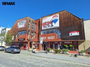 Prodej obchodního prostoru, Dobříš, Mírové náměstí, 503 m2