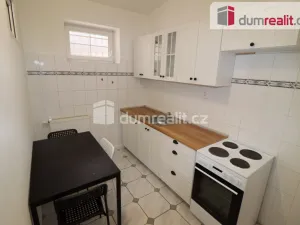 Pronájem bytu 2+1, Jáchymov, náměstí Republiky, 55 m2