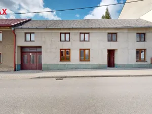 Prodej rodinného domu, Zborovice, Hlavní, 200 m2