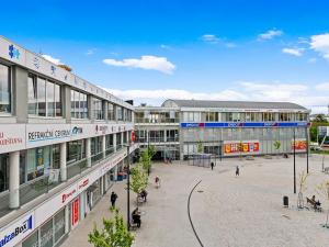 Pronájem obchodního prostoru, Praha - Hloubětín, Poděbradská, 217 m2