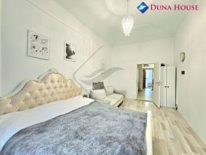 Pronájem bytu 1+1, Praha - Vyšehrad, Neklanova, 33 m2