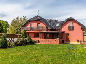 Prodej rodinného domu, Přezletice, Veleňská, 240 m2