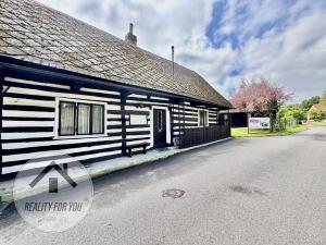 Prodej rodinného domu, Rovensko pod Troskami, Riegrova, 117 m2