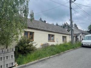 Prodej rodinného domu, Ostrov u Macochy