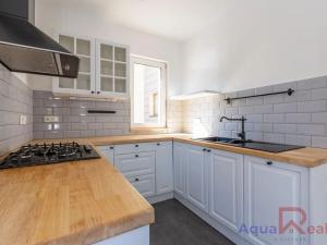 Prodej podílu bytu 2+1, Karlovy Vary, 5. května, 59 m2