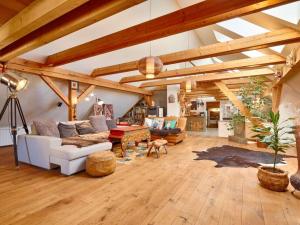 Prodej rodinného domu, Číměř, 429 m2