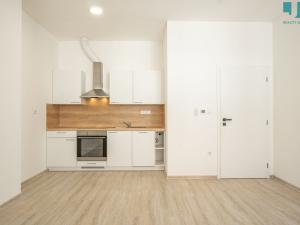 Pronájem bytu 2+kk, Třebíč, Karlovo nám., 50 m2