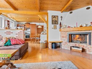 Prodej bytu 3+1, Hronov, Husova, 78 m2