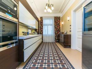 Pronájem bytu 4+1, Praha - Josefov, Pařížská, 184 m2