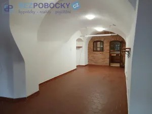 Pronájem obchodního prostoru, Přibyslav, Bechyňovo náměstí, 45 m2