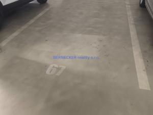 Prodej garážového stání, Hradec Králové - Pražské Předměstí, Haškova, 16 m2