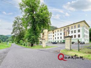 Prodej obchodního prostoru, Janská, 4600 m2