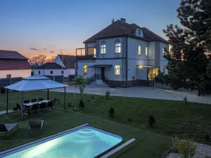 Prodej rodinného domu, Žatec - Záhoří, 382 m2