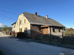 Prodej činžovního domu, Třinec, 250 m2