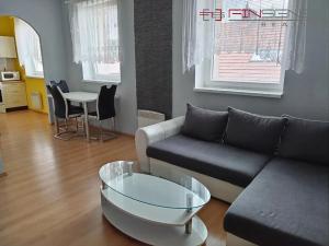 Prodej bytu 2+1, Libušín, Dr. Tyrše, 50 m2