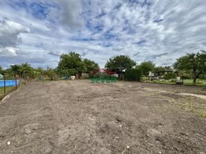 Prodej zahrady, Louny, 475 m2