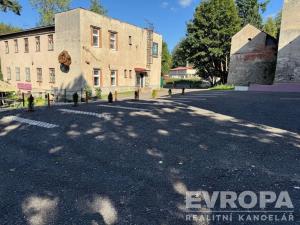 Pronájem garážového stání, Liberec, Chrastavská, 18 m2