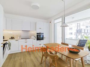 Pronájem bytu 3+kk, Praha - Holešovice, U Pergamenky, 88 m2