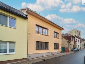 Prodej činžovního domu, Zlín - Louky, Růžová, 600 m2