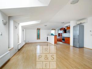 Prodej bytu 4+kk, Průhonice, Uhříněveská, 134 m2