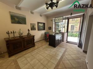 Prodej obchodního prostoru, Mariánské Lázně, Ruská, 20 m2