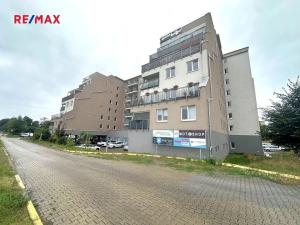 Pronájem bytu 3+kk, Klecany, V Honech, 58 m2