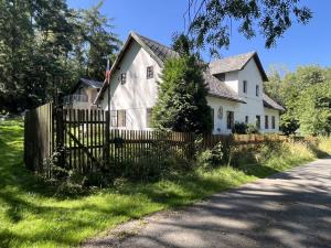 Prodej chalupy, Žalany - Černčice, 140 m2