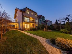 Prodej ubytování, Praha - Sedlec, Při hranici, 314 m2