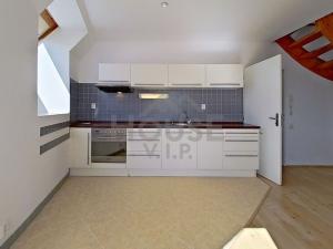 Prodej bytu 2+1, Praha - Radotín, Věštínská, 60 m2