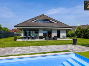 Prodej rodinného domu, Buštěhrad, Břízová, 250 m2