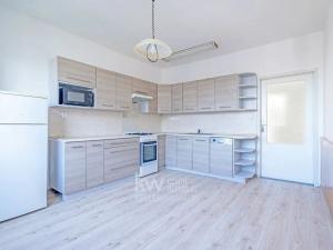 Pronájem bytu 3+1, Pardubice, Lonkova, 88 m2