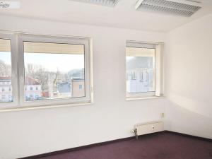 Pronájem kanceláře, Kralupy nad Vltavou, Husova, 14 m2