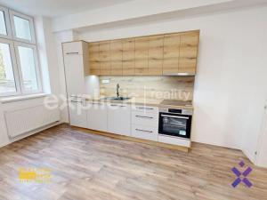 Pronájem bytu 2+kk, Žirovnice, Havlíčkovo náměstí, 38 m2