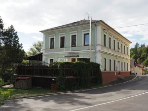 Prodej rodinného domu, Kyselka, 675 m2