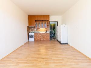 Pronájem bytu 1+kk, Kaplice, Na Vyhlídce, 24 m2
