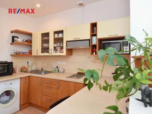 Pronájem bytu 1+1, Praha - Košíře, Pod Kavalírkou, 42 m2
