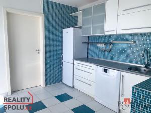 Prodej bytu 3+1, Chomutov, Vítězslava Nezvala, 71 m2