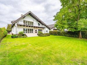 Pronájem rodinného domu, Průhonice, 350 m2