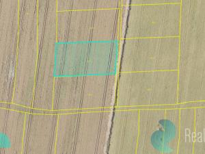 Prodej podílu 1/2 pole, Unhošť, 1581 m2