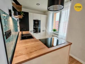 Prodej bytu 3+1, Ostrava, Liptaňské náměstí, 75 m2