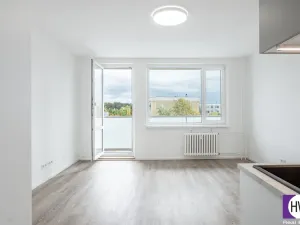 Prodej bytu 4+kk, Praha - Modřany, Urbánkova, 80 m2