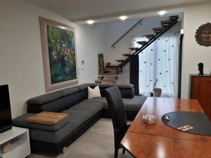 Pronájem rodinného domu, Hostivice, 75 m2