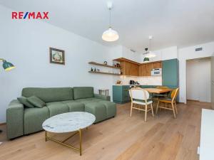 Prodej bytu 2+kk, Praha - Radlice, U Komína, 53 m2