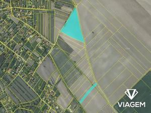 Prodej podílu pole, Kly, 3714 m2