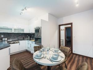 Pronájem bytu 3+1, Pardubice, V Ráji, 90 m2