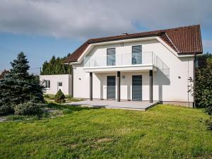 Prodej rodinného domu, Dolní Břežany, 175 m2